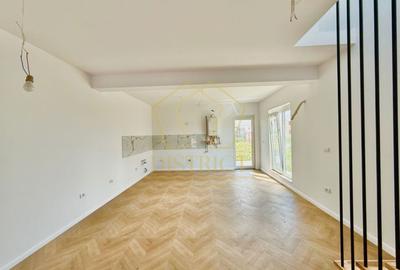 Duplex cu 4 camere cu Canalizare în Covaci - 2