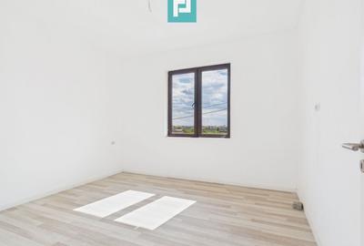 Duplex cu 6 camere cu Canalizare în Moșnița Veche - 29