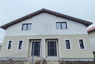 Duplex cu 4 camere cu Teren 300 Mp în Moșnița Nouă - 1