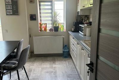 Apartament cu 3 camere decomandat în 1 Mai - 6