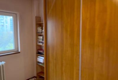Apartament cu 3 camere decomandat în Tineretului - 5