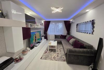 Apartament cu 3 camere decomandat în Berceni