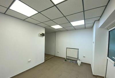 Spațiu comercial, de 18 mp, în Central - 2