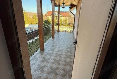 Casă cu 2 camere cu Teren 500 Mp în Central