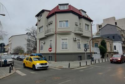 Birou, de 400 mp, în Dacia