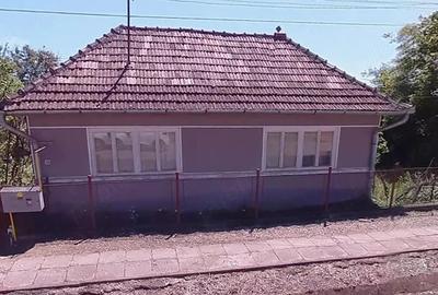 Casă cu Teren 5075 Mp în Central