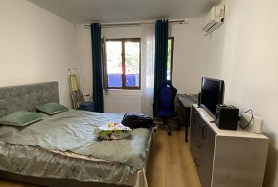 Garsonieră decomandată în Berceni