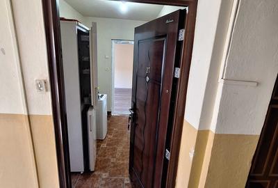 Apartament cu 2 camere semidecomandat în Șagului
