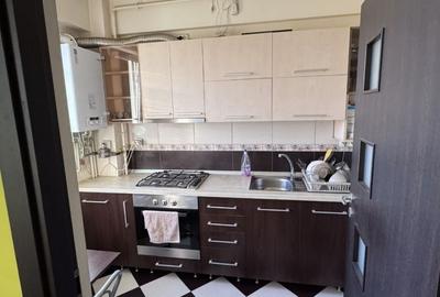 Apartament decomandat în Turnișor