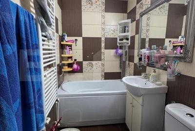 Apartament cu 2 camere semidecomandat în Batiz