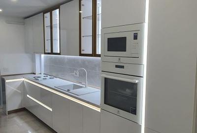 Apartament cu 2 camere decomandat în Palazu Mare - 1