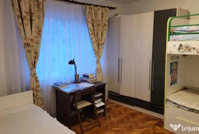 Apartament cu 2 camere decomandat în Sud - 12