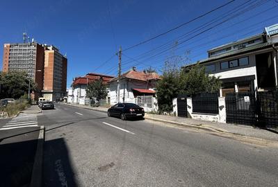 Casă cu Teren 2000 Mp în Traian