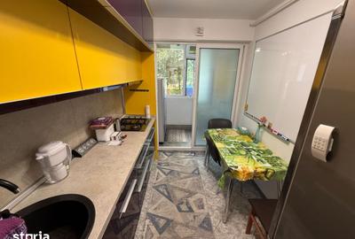 Apartament cu 3 camere decomandat, mobilat în Tomis Nord