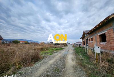 Teren de 483 mp, în Partoș