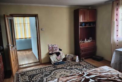 Casă cu 2 camere în Odaia Manolache - 2