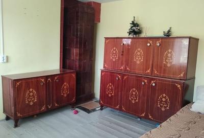 Casă cu 3 camere în Vulturești