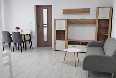 Apartament cu 3 camere decomandat în Central - 1