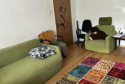 Apartament cu 2 camere semidecomandat în Micro 3 - 5