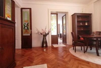 Apartament cu 3 camere decomandat în Centrul Istoric - 4