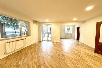 Apartament cu 3 camere decomandat în Herăstrău