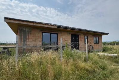 Casă cu 4 camere cu Teren 700 Mp în Recea - 3