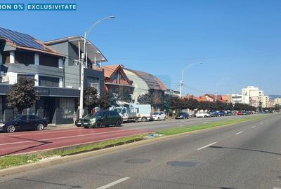 Apartament cu 3 camere decomandat, mobilat în Central - 1