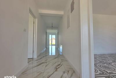 Casă cu 4 camere cu Teren 609 Mp în Central - 5