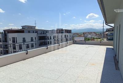 Penthouse cu 2 camere decomandat în Turnișor - 3