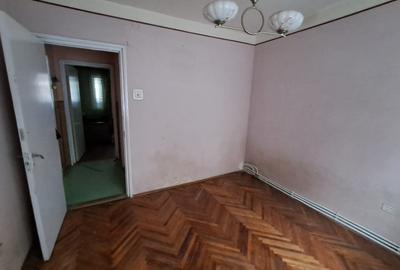 Apartament cu 3 camere decomandat în Feiurdeni - 1