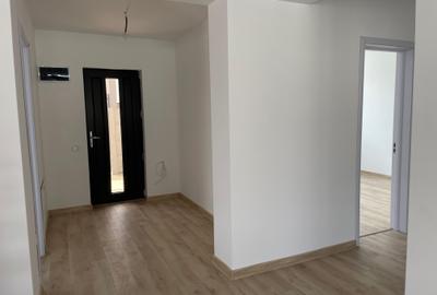 Casă individuală cu 3 camere cu Teren 324 Mp în Crețești - 14