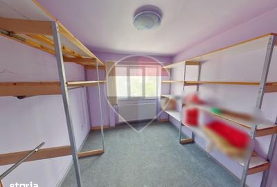 Apartament cu 4 camere în Central