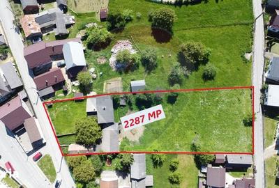 Casă cu 4 camere cu Teren 2287 Mp în Central - 20