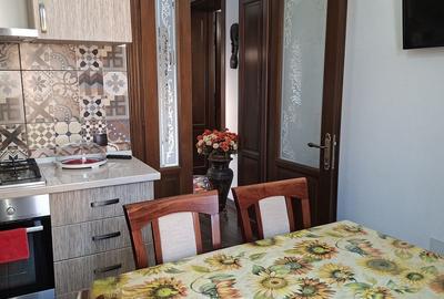 Casă cu 4 camere cu Teren 285 Mp în Central