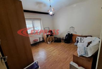 Apartament cu 2 camere decomandat în Dristor