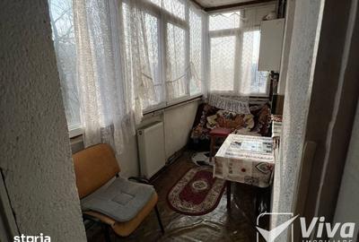 Apartament cu 3 camere decomandat în Nicolina