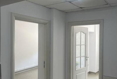 Apartament cu 2 camere decomandat în Central - 1