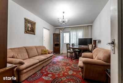 Apartament cu 3 camere semidecomandat în Central