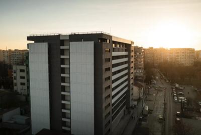 Penthouse cu 3 camere decomandat în Obor