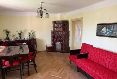 Casă cu 4 camere cu Teren 9000 Mp în Drăgănești