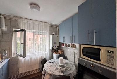 Apartament cu 3 camere semidecomandat în Central - 5