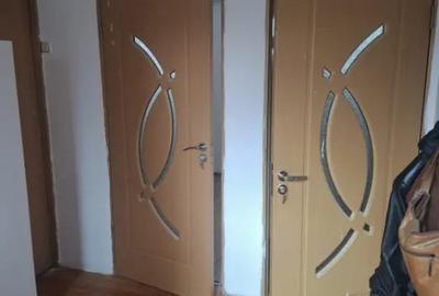 Casă cu 5 camere cu Teren 132 Mp în Central - 3