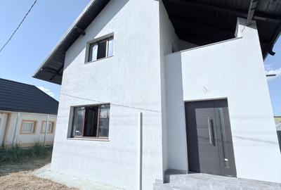 Casă individuală cu 4 camere cu Teren 1300 Mp în Stăuceni - 1