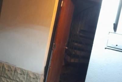 Casă cu Teren 15 Mp în Armeneasca - 8