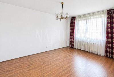 Apartament cu 3 camere decomandat în Nufărul