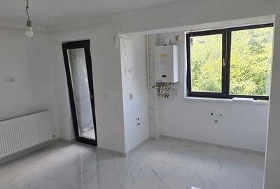 Apartament cu 2 camere decomandat în Central - 2