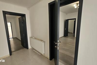 Casă cu 4 camere în Mărășești
