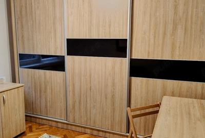 Apartament cu 2 camere decomandat în Micro 14