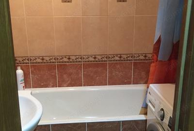 Apartament cu 3 camere decomandat în Badea Cârțan - 3