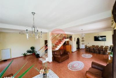 Casă cu 4 camere în Agigea